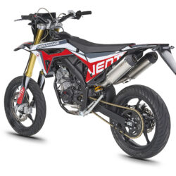 VENTMOTO_0003_Derapage-125-Nero-3