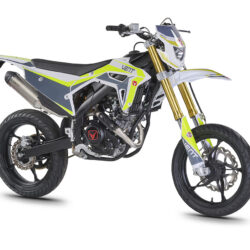 VENTMOTO_0007_Derapage-125-Giallo-5