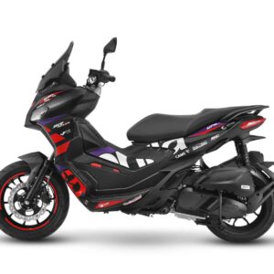 Schwarzes Motorrad mit roten Akzenten Ein schwarzes Motorrad mit roten und violetten Akzenten, seitlich gesehen.