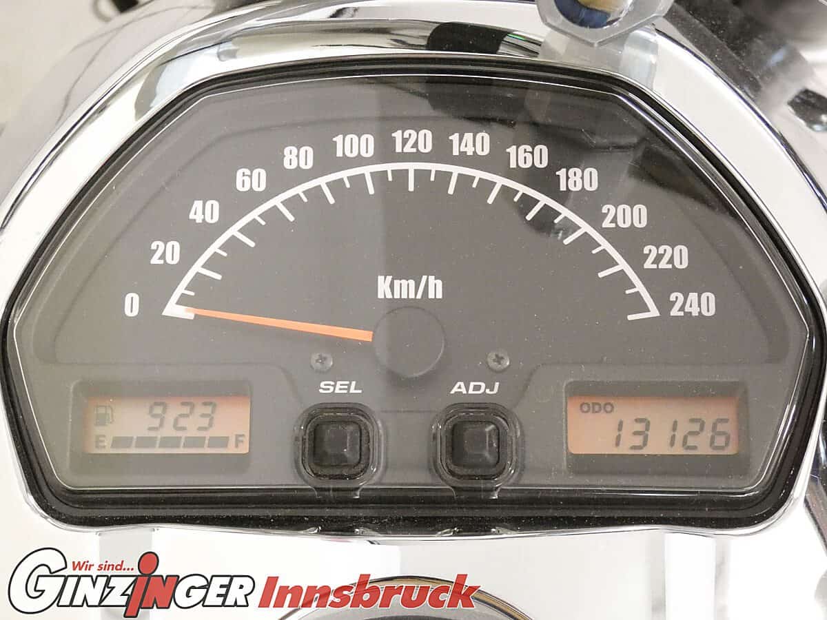 g-000346-g_W3465634_11-suzuki-vzr-1800-639073298422758670