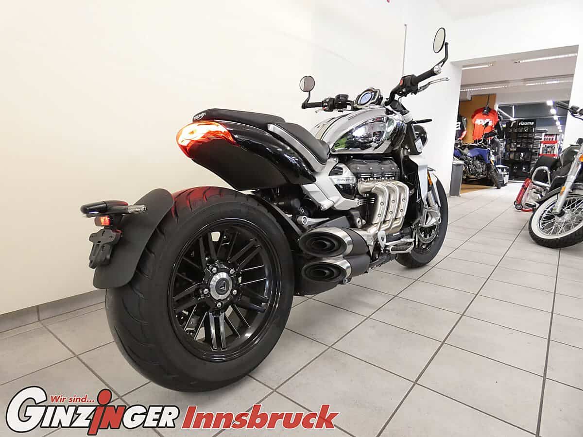g-000346-g_W3465635_3-triumph-rocket-iii-639073298431748900