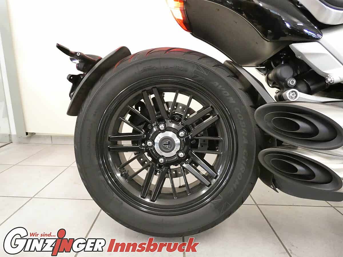 g-000346-g_W3465635_7-triumph-rocket-iii-639067250329005770