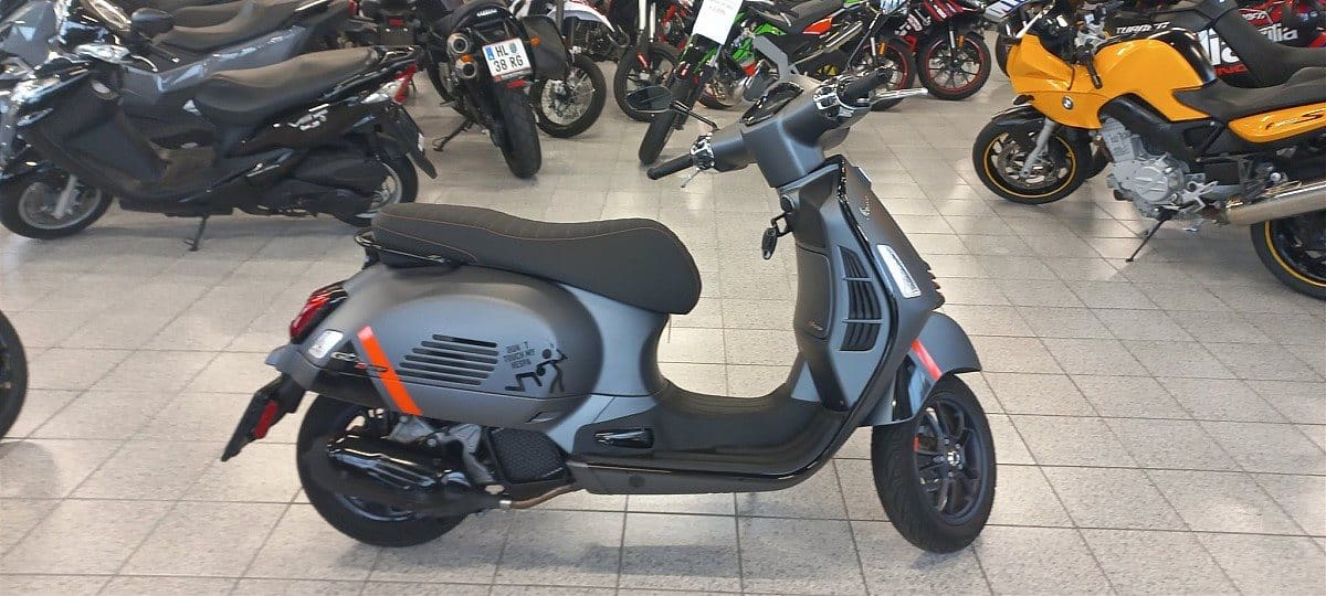 Vespa-GTS 125 Super-