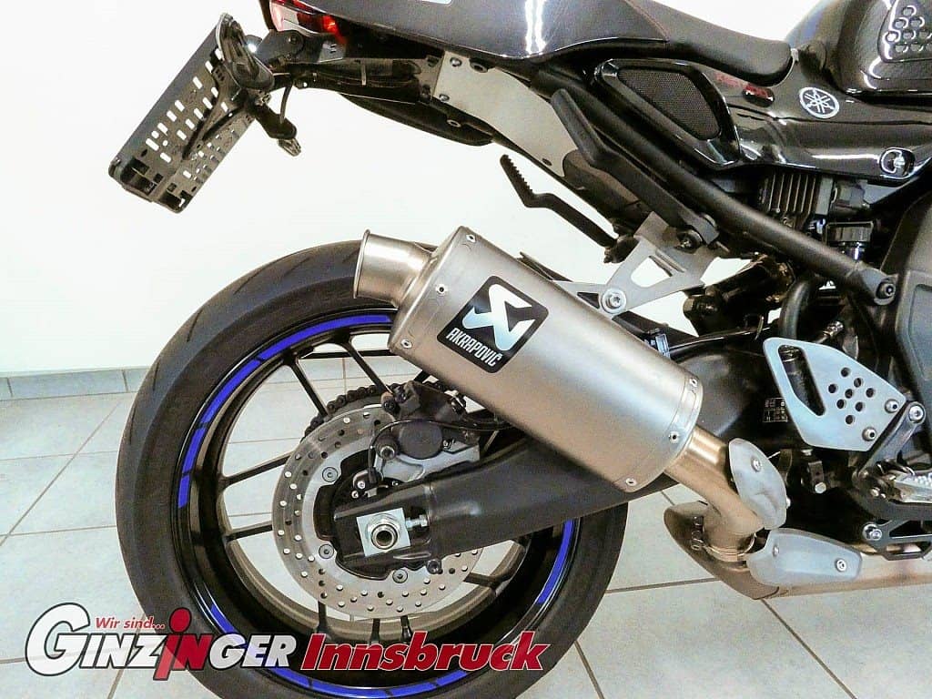 g-000344-g_W3440738_7-yamaha-xsr900-639091448024137910