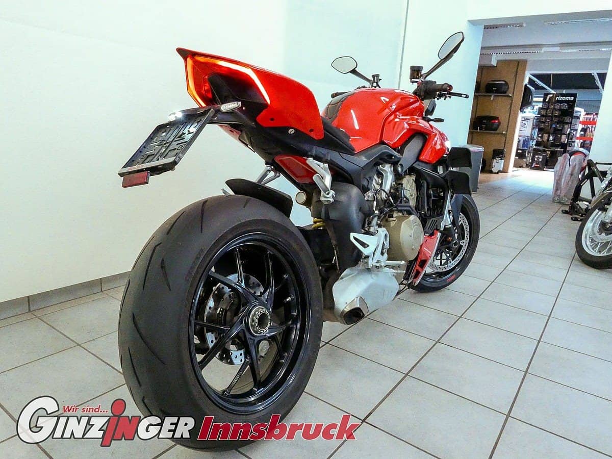 g-000344-g_W3440744_3-ducati-streetfighter-v4-639085396658784390