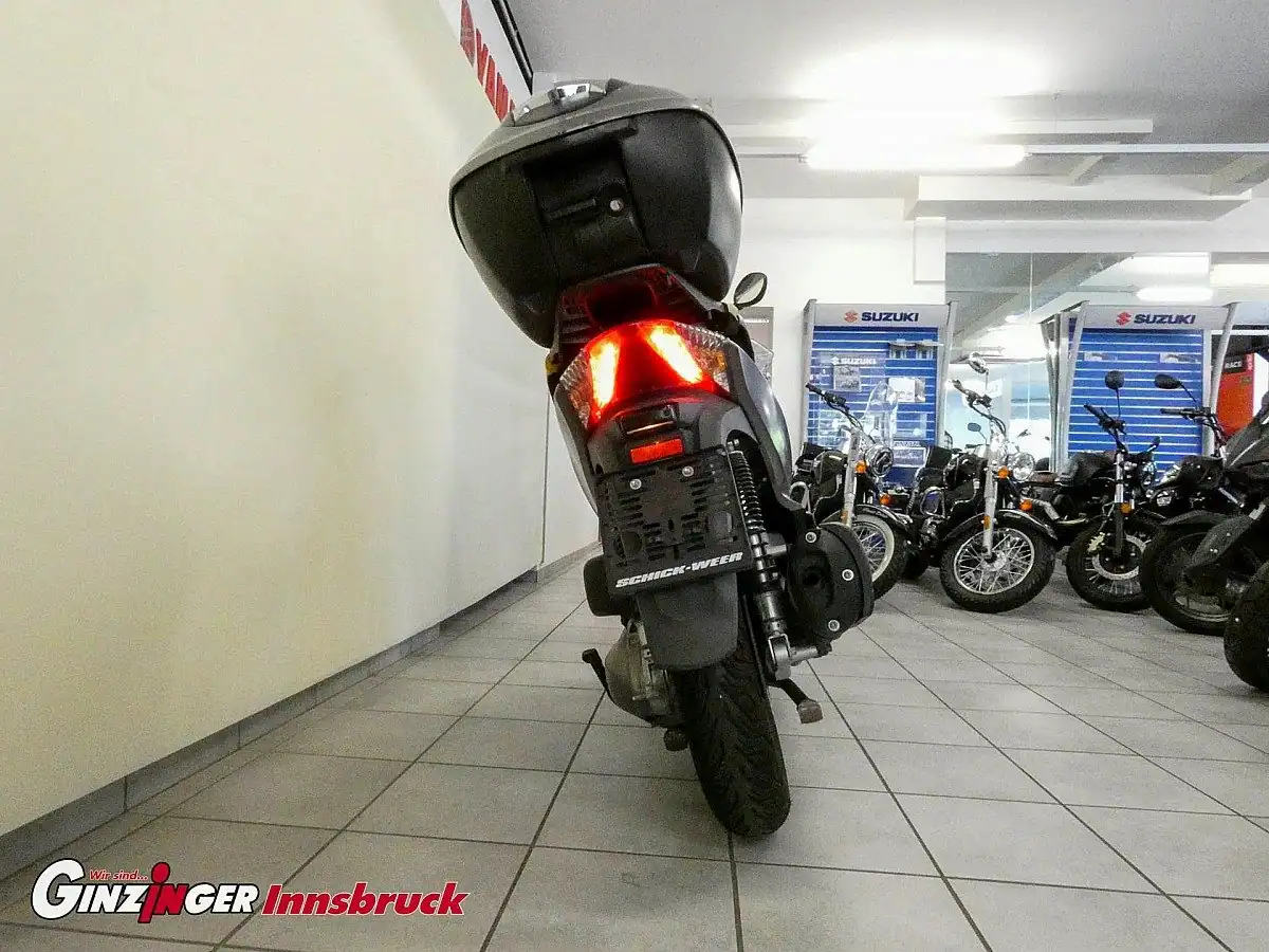 g-000344-g_W3440769_5-honda-sh300i-639079347832001820