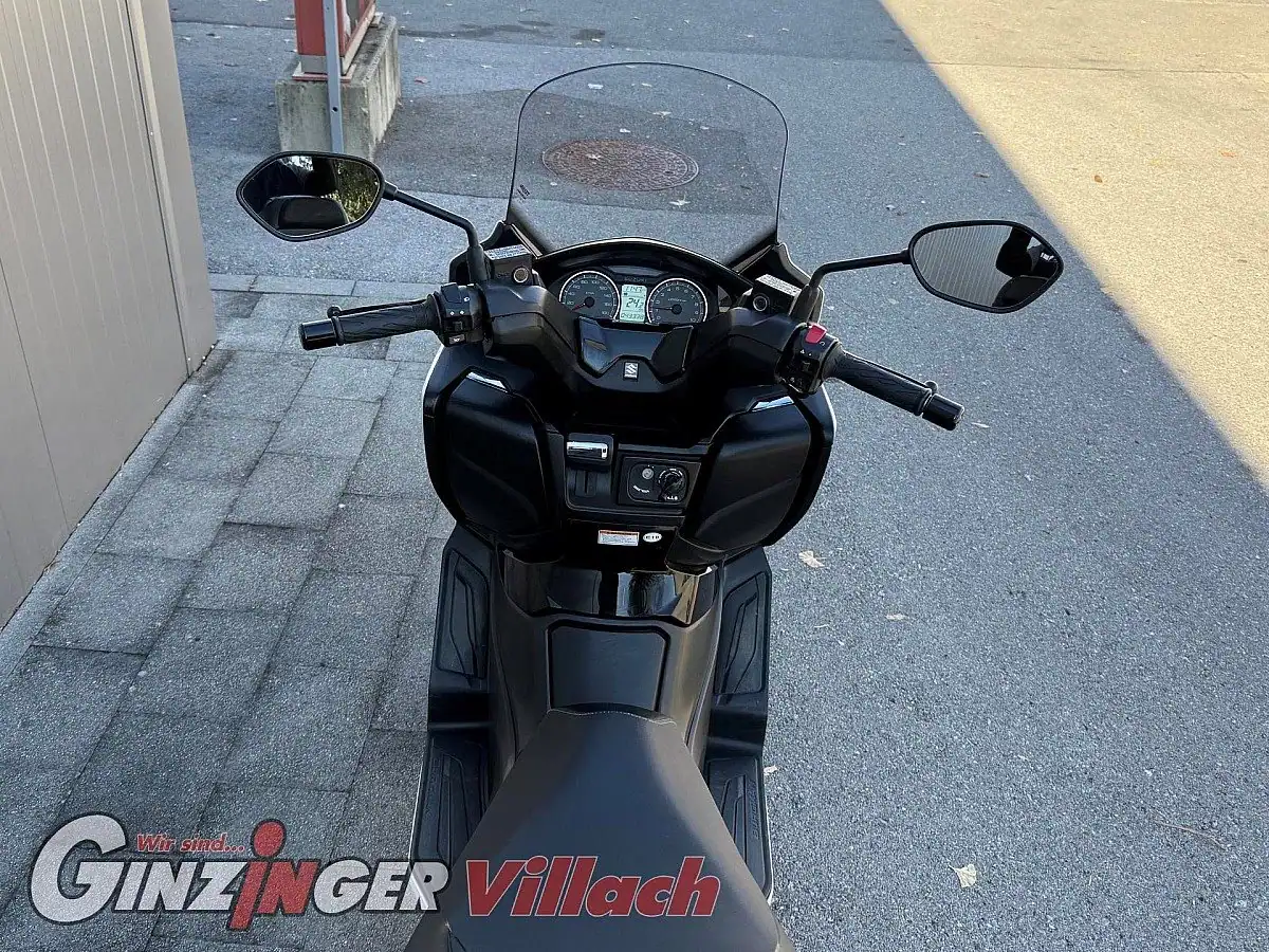 g-000344-g_W3442821_7-suzuki-burgman-400-639079348140041970