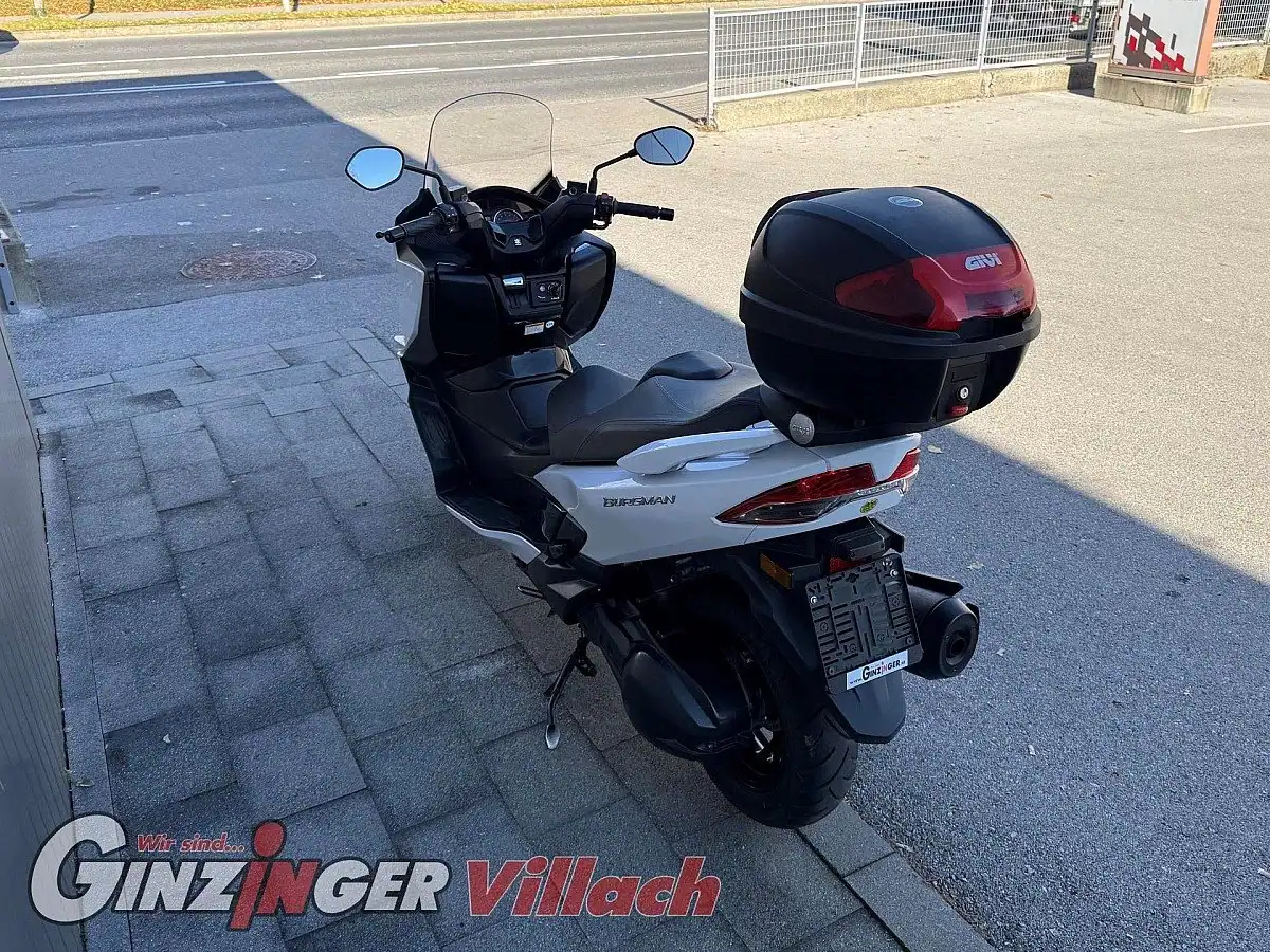 g-000344-g_W3442821_8-suzuki-burgman-400-639079348141311670