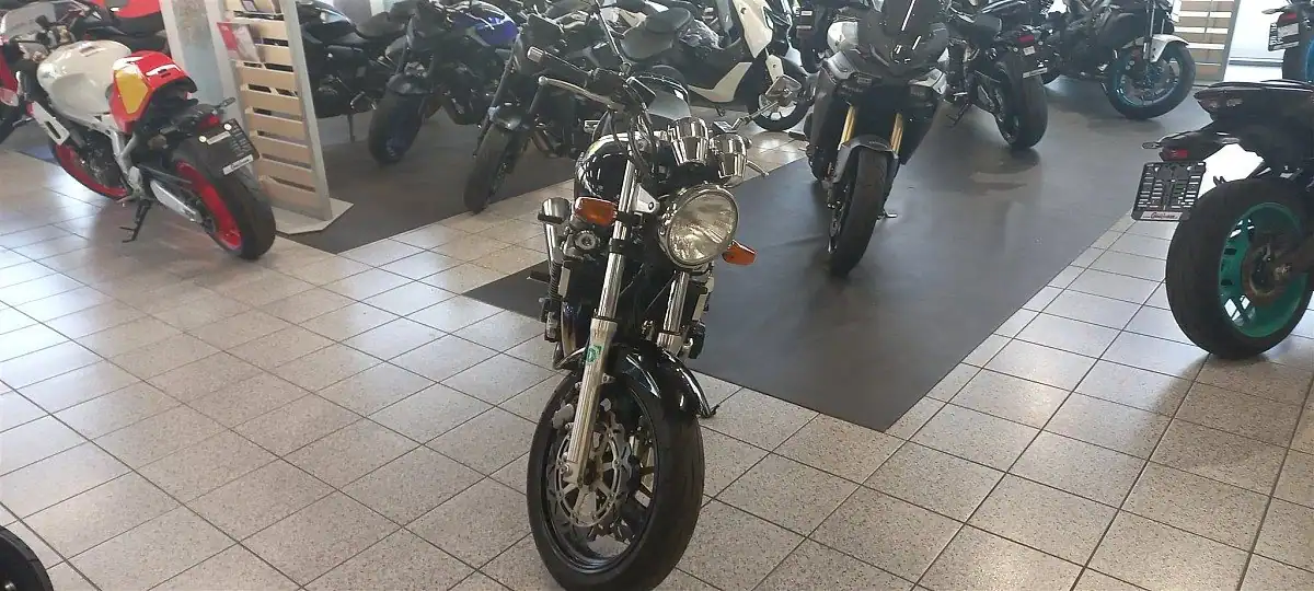 g-000346-g_W3466835_2-yamaha-xjr-1200-639079345761991730