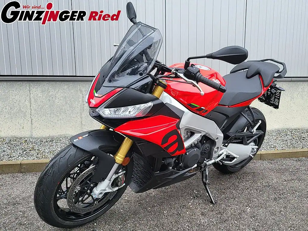 Aprilia-Tuono V4 1100-
