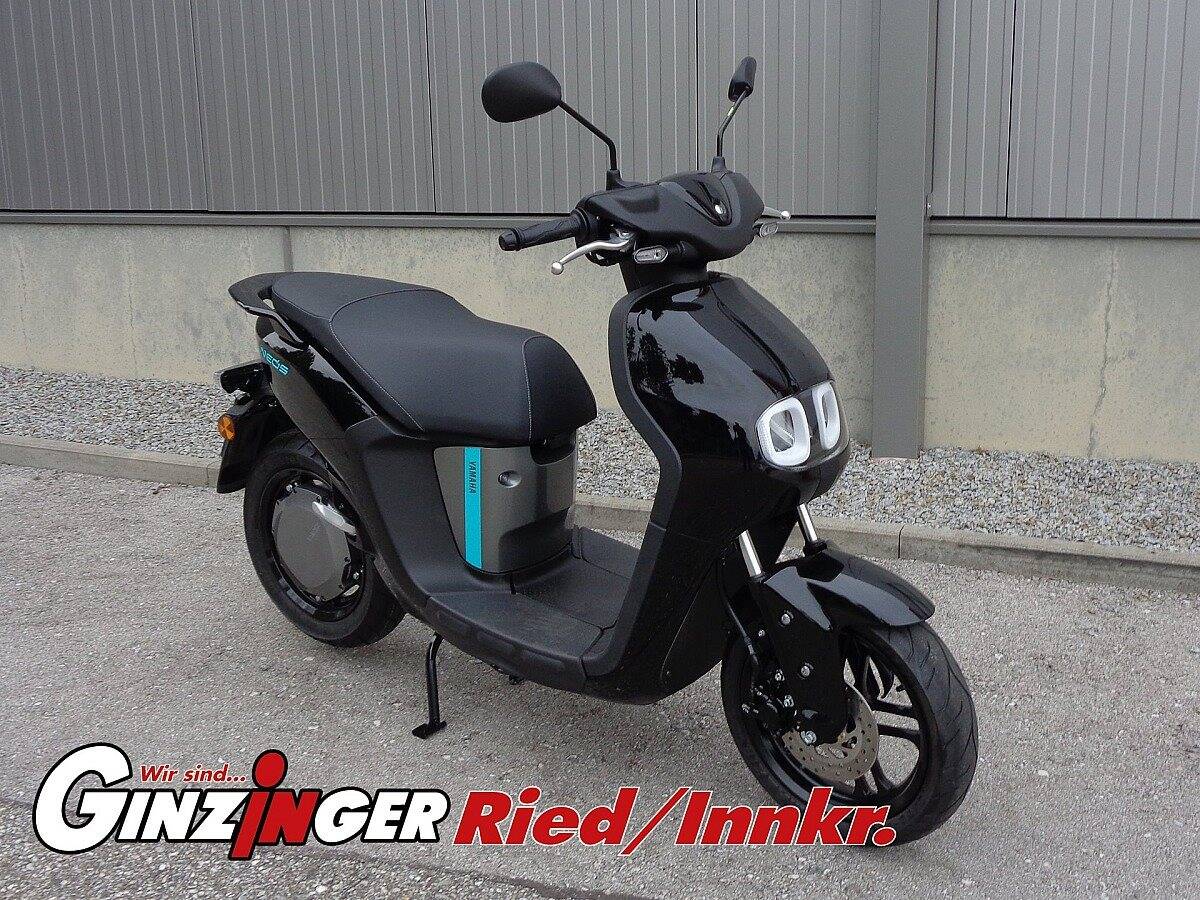 Yamaha-NEO's Dual Battery-