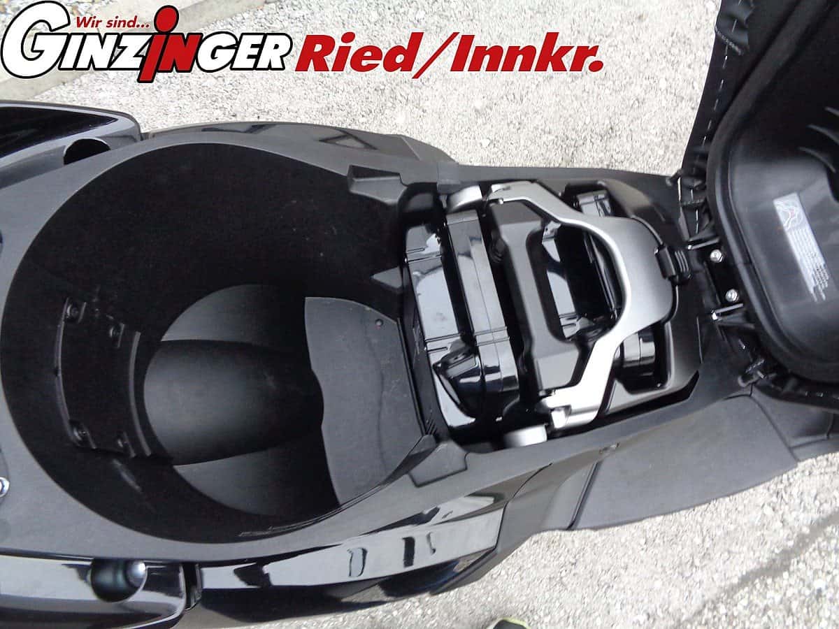 g-000346-g_W3466917_2-yamaha-neos-dual-battery-zwei-akkus-639091450331357720