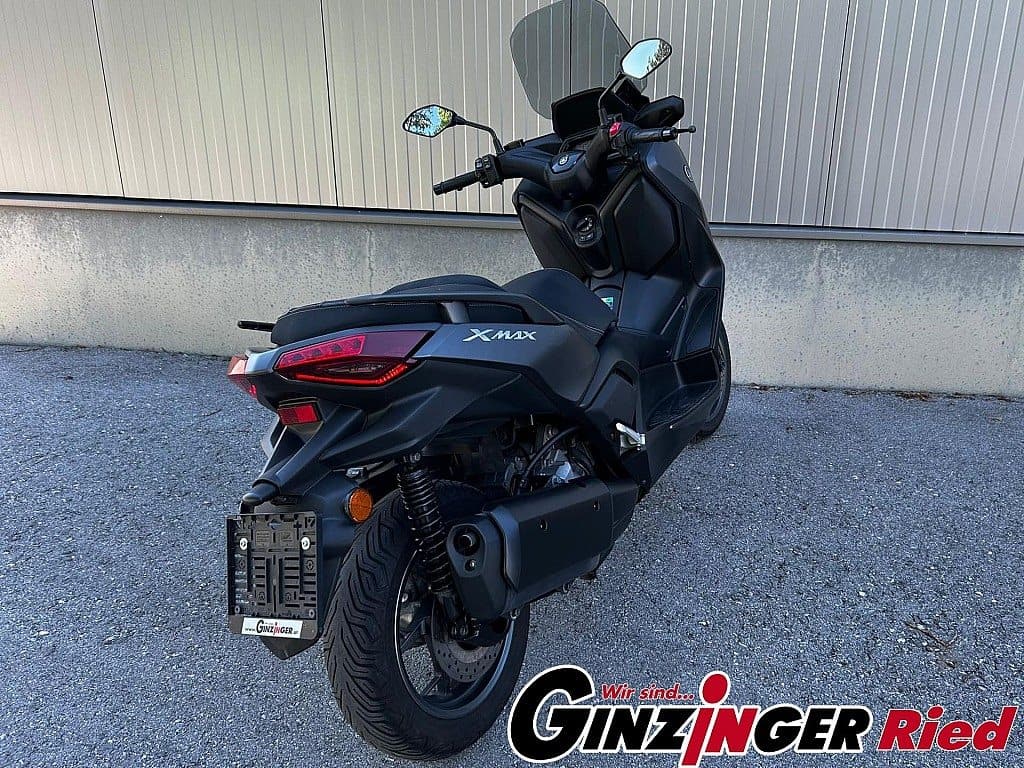 g-000346-g_W3466968_5-yamaha-x-max-300-639085403962315080