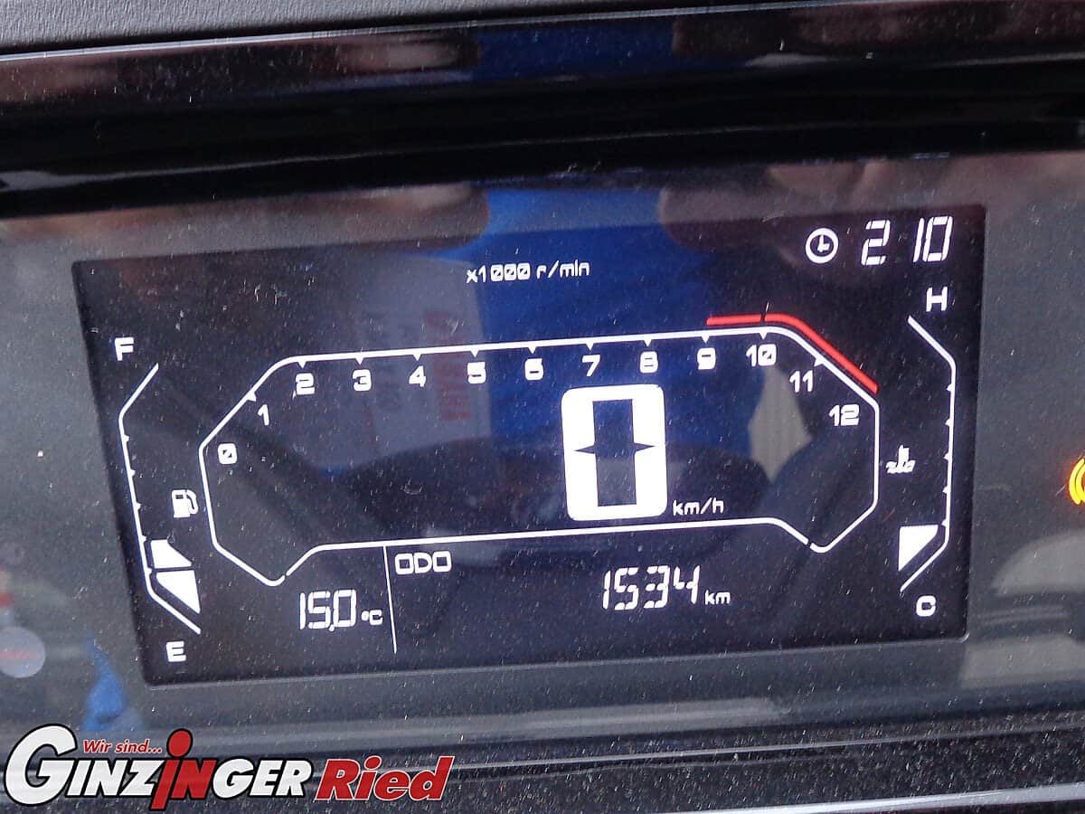 g-000346-g_W3467024_5-yamaha-x-max-300-639103543244916450