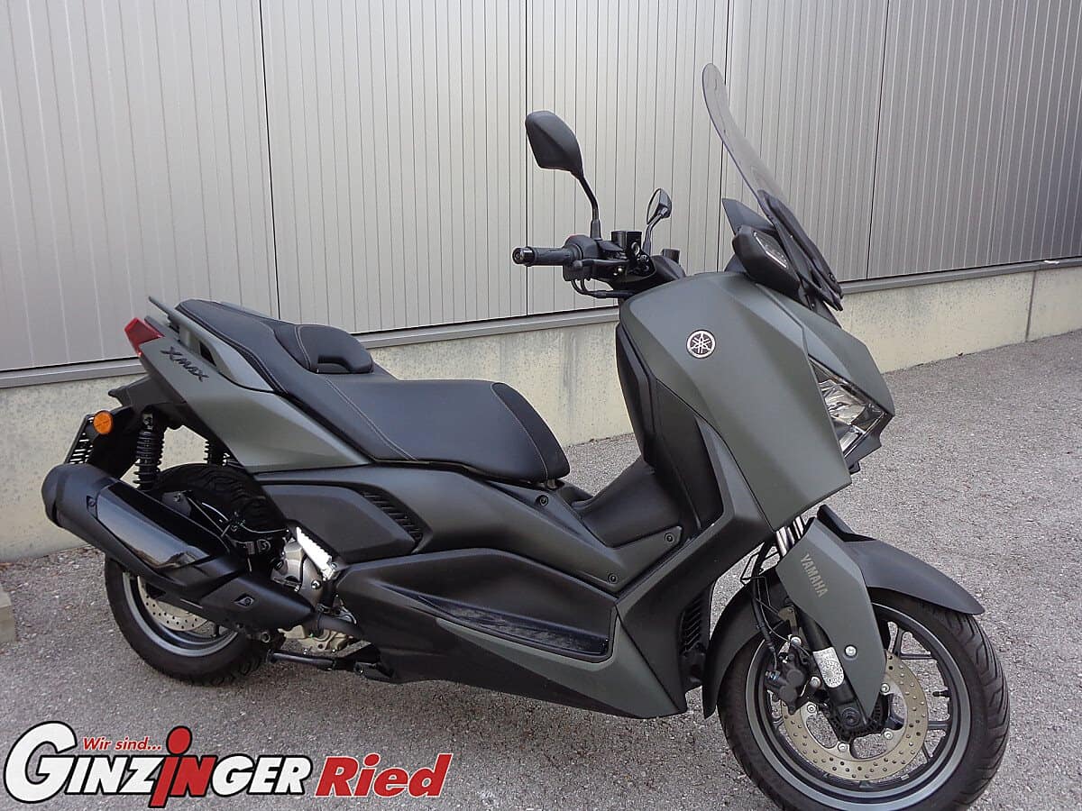 g-000346-g_W3467024_7-yamaha-x-max-300-639103543247256340