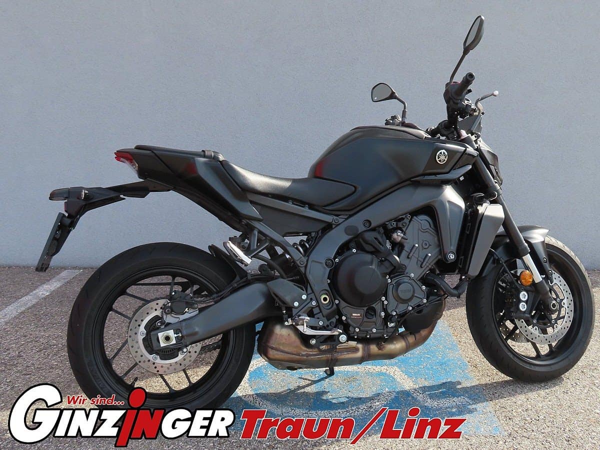 g-000344-g_W3440619_4-yamaha-mt-09-y-amt-639109621424407570