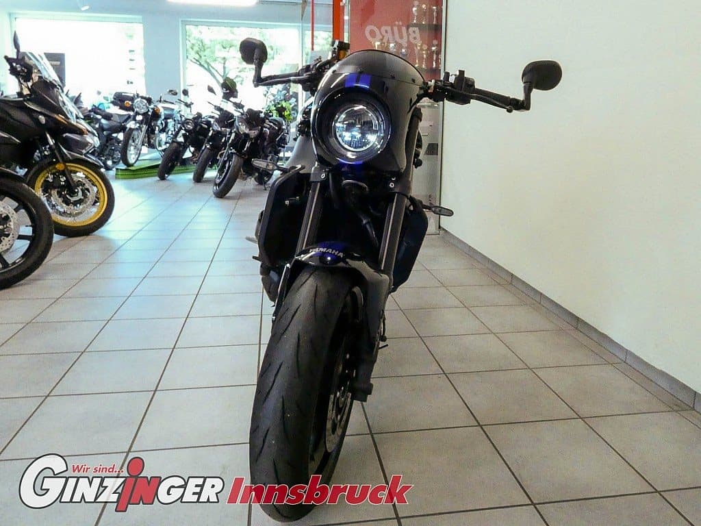 g-000344-g_W3440738_6-yamaha-xsr900-639115633850163550