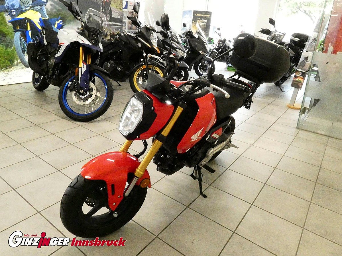 g-000344-g_W3440751_10-honda-msx-125-639115633942183160