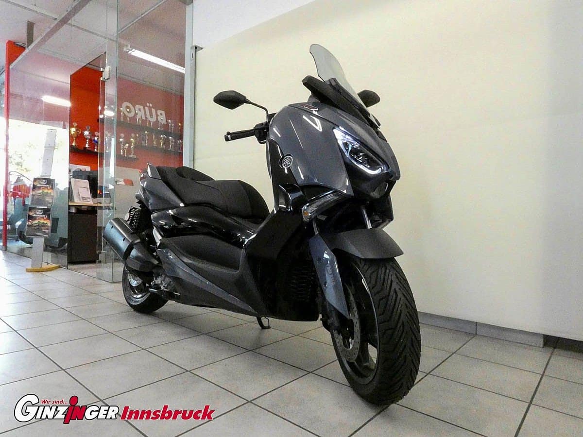 Yamaha-XMAX 300 Tech MAX-