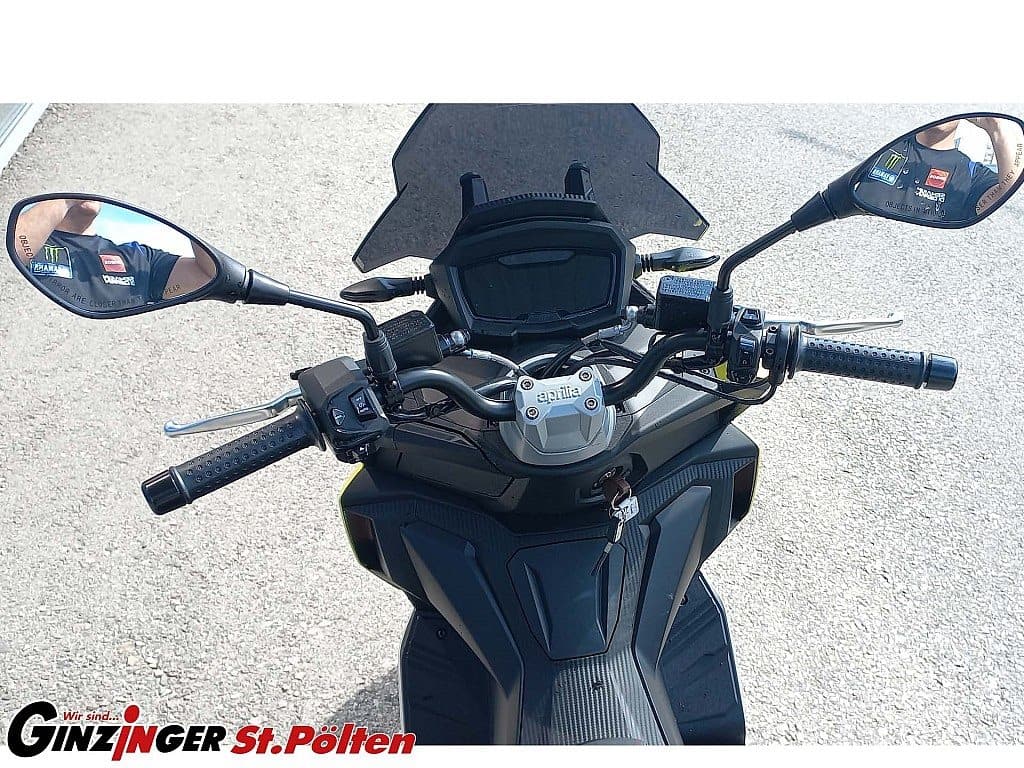 g-000346-g_W3466806_4-aprilia-sr-gt-sport-125-639109621886218150