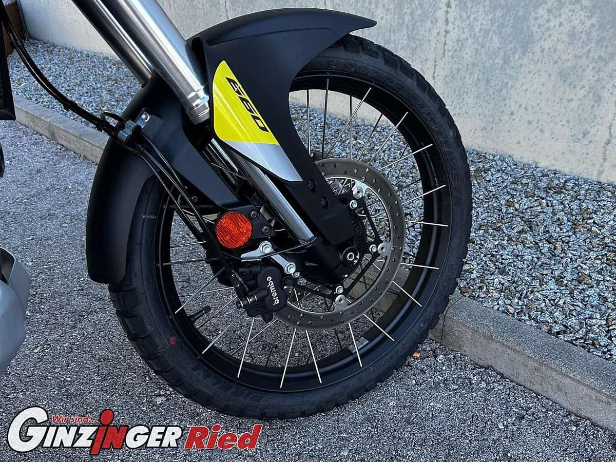 g-000346-g_W3466999_11-aprilia-tuareg-660-vorfuehrfahrzeug-639115635823503220