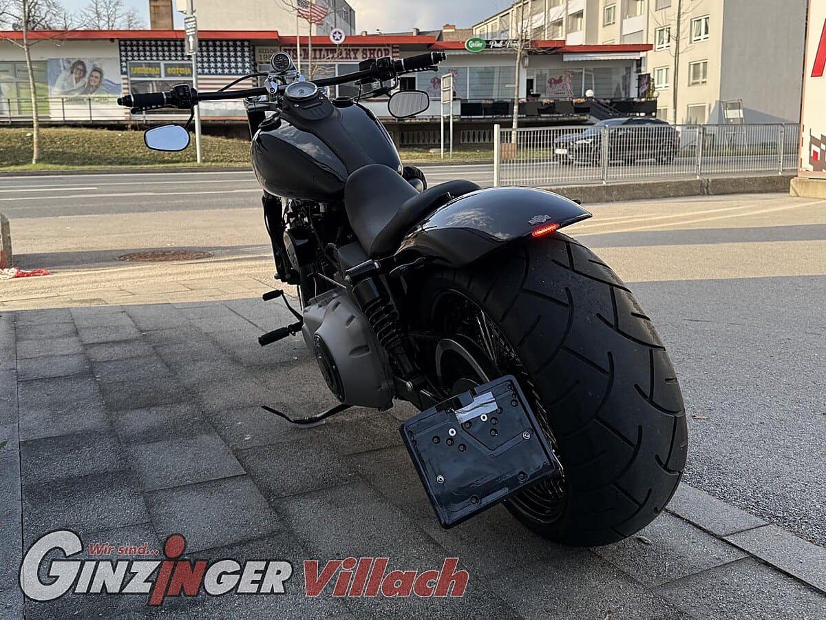 g-000348-g_W3487069_13-harley-davidson-dyna-street-bob-639109624027997480