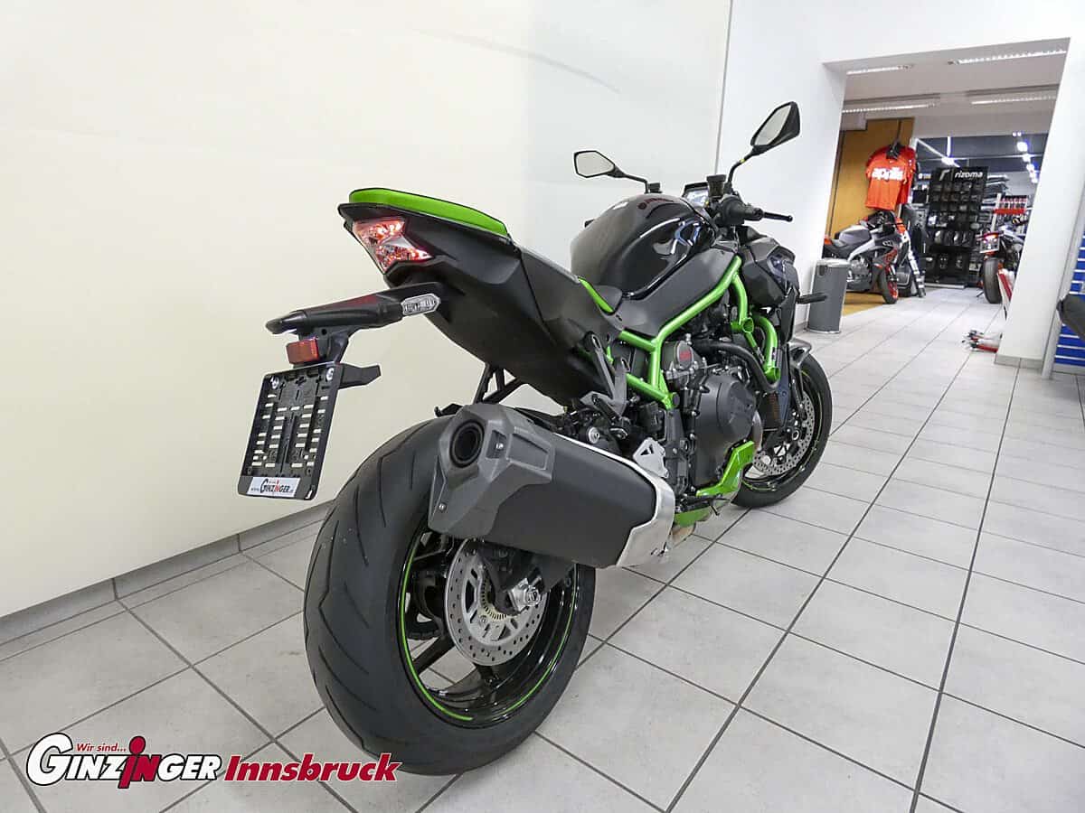 g-000349-g_W3490406_4-kawasaki-z-h2-639121683961386780