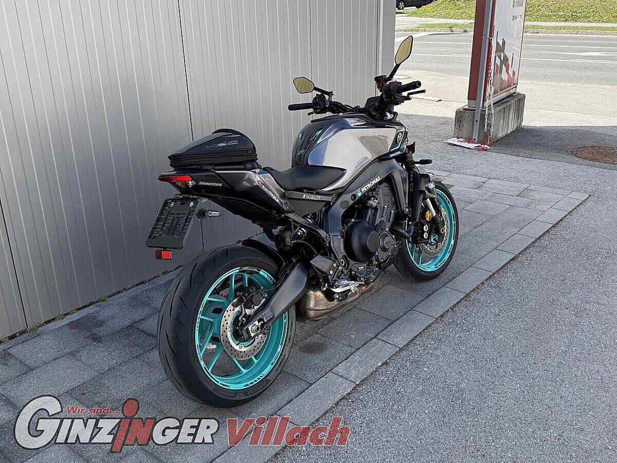 g-000350-g_W3509431_7-yamaha-mt-09-639115635528903370