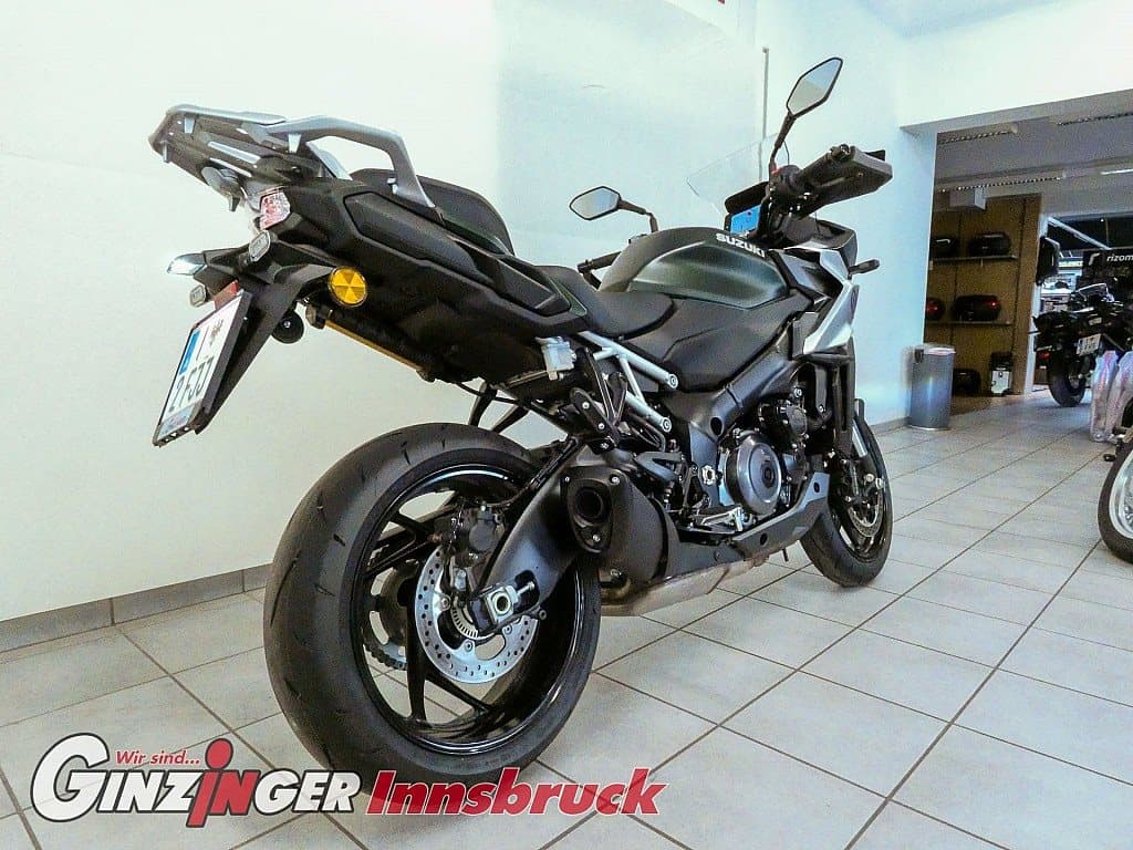g-000344-g_W3440731_4-suzuki-gsx-s1000-gx-639151921775652410