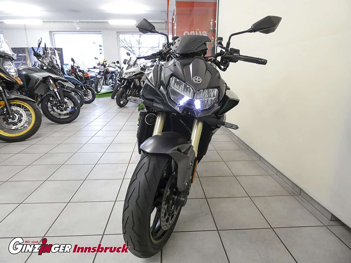 g-000349-g_W3490406_6-kawasaki-z-h2-639133783238792480