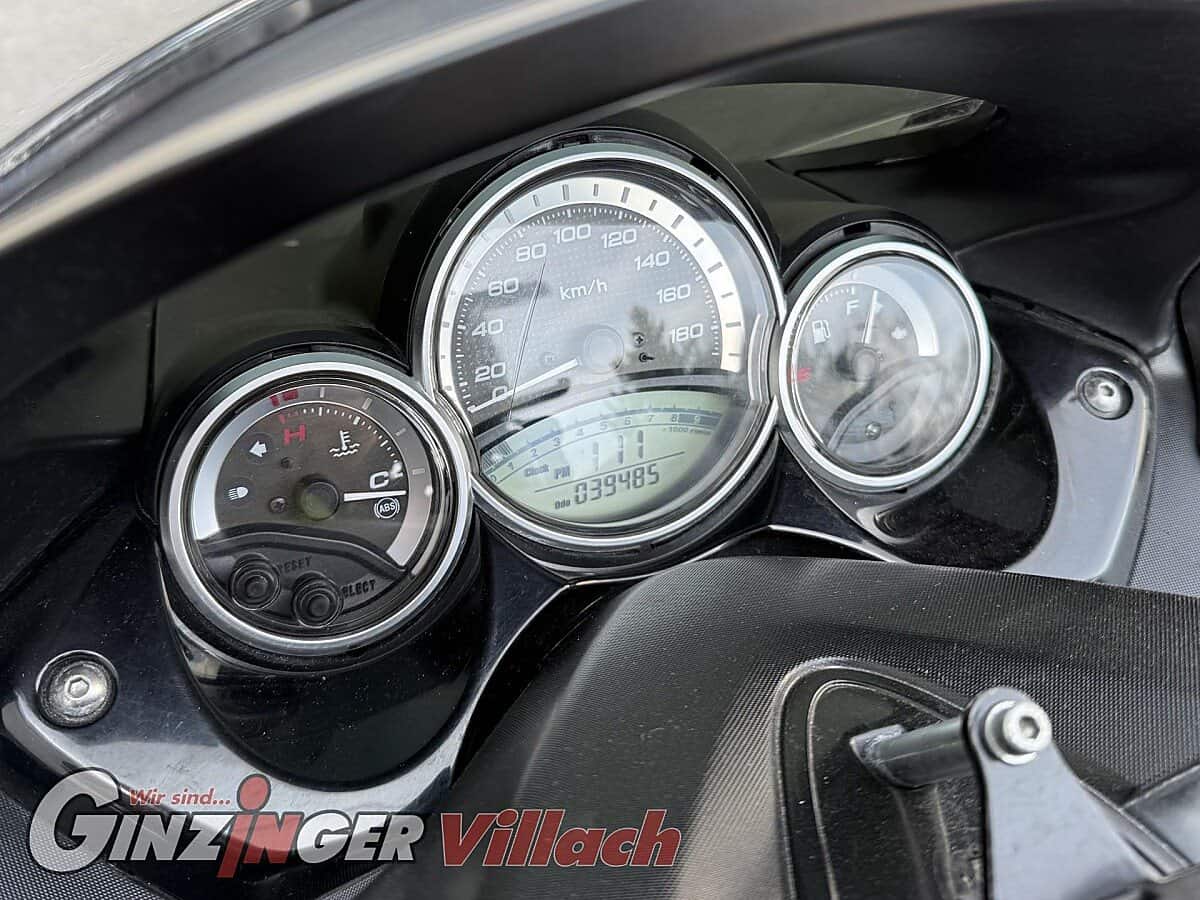 g-000349-g_W3499857_10-yamaha-t-max-500-639145879276318580