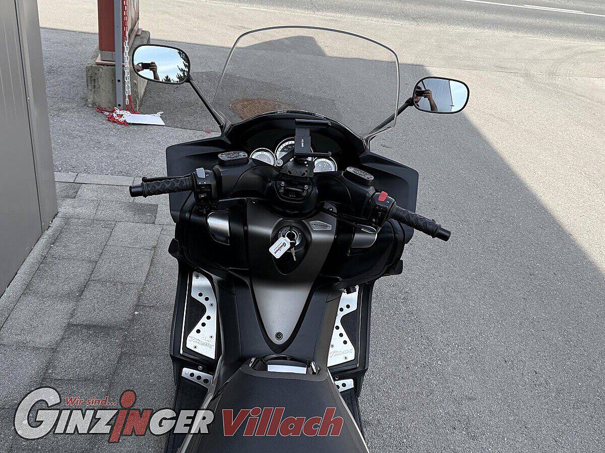 g-000349-g_W3499857_11-yamaha-t-max-500-639156565606552470