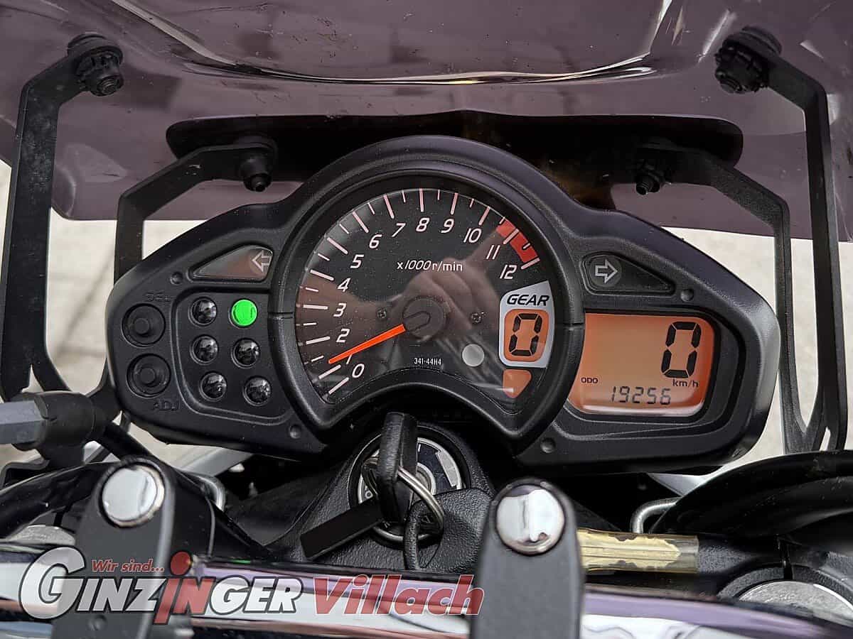 g-000352-g_W3528490_10-suzuki-sv-650-gladius-abs-639133786775672170