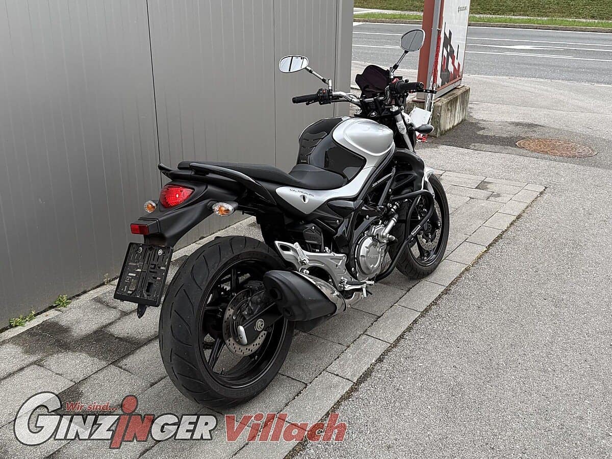 g-000352-g_W3528490_4-suzuki-sfv-650-gladius-639145879594199070