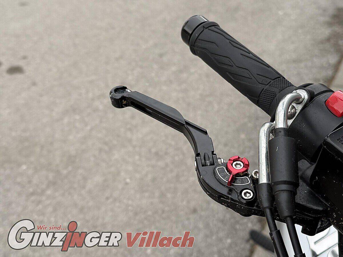 g-000352-g_W3528490_9-suzuki-sv-650-gladius-abs-639133786774721940