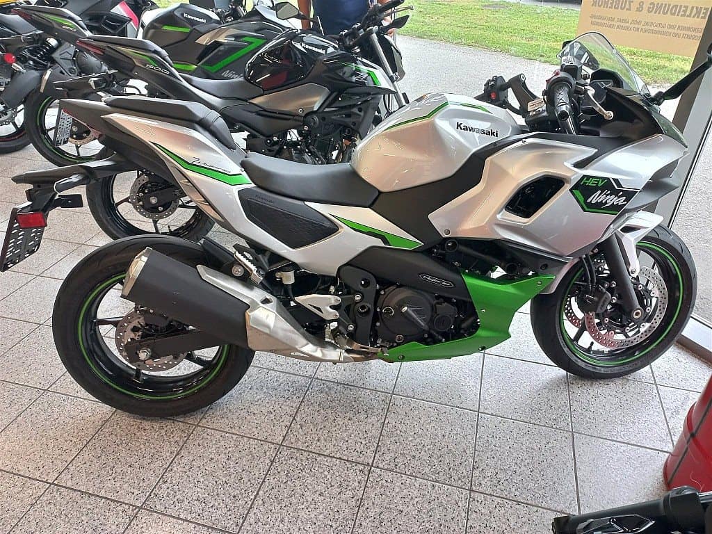 Kawasaki-Ninja 7 Hybrid-