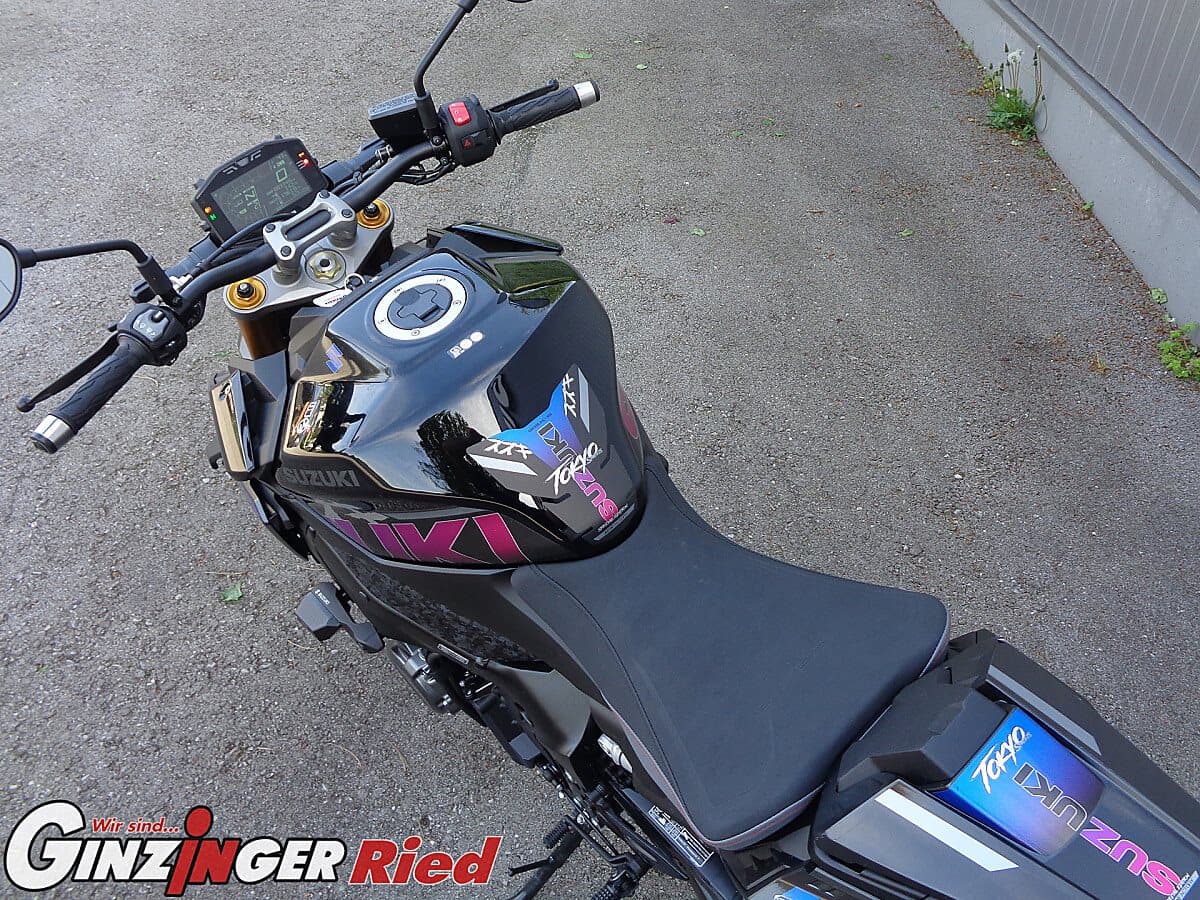 g-000353-g_W3535274_10-suzuki-gsx-s-1000-tokyo-edition-639138886299310820