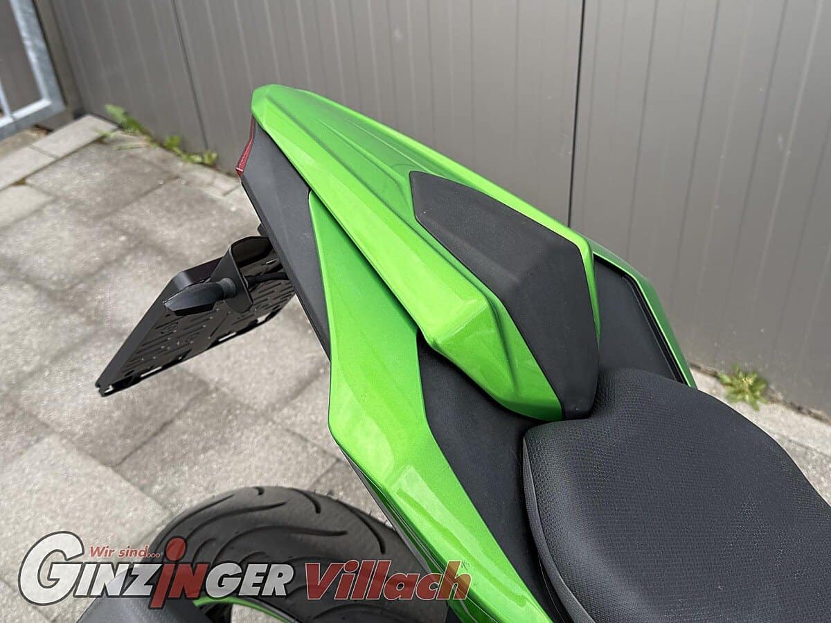 g-000353-g_W3537023_11-kawasaki-z-125-639151924013672070