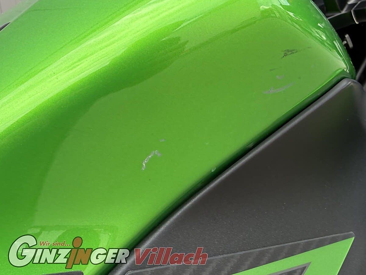 g-000353-g_W3537023_12-kawasaki-z-125-639151924014662130