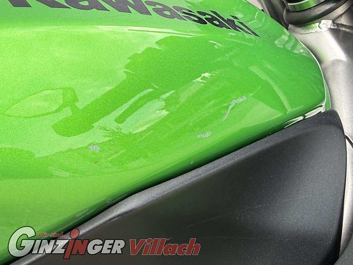 g-000353-g_W3537023_13-kawasaki-z-125-639145880025388910