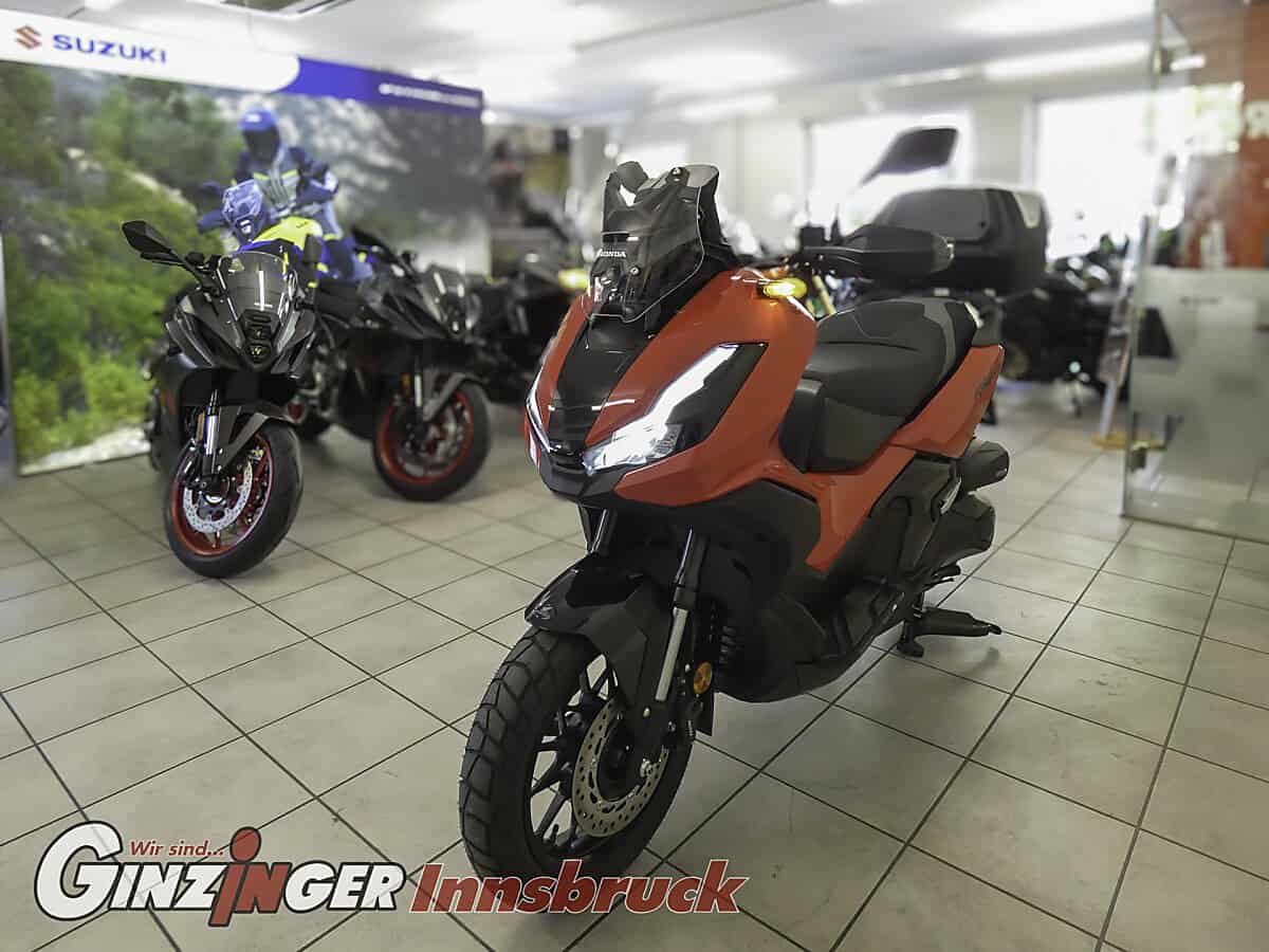 g-000353-g_W3538016_12-honda-adv350-639145878767018650