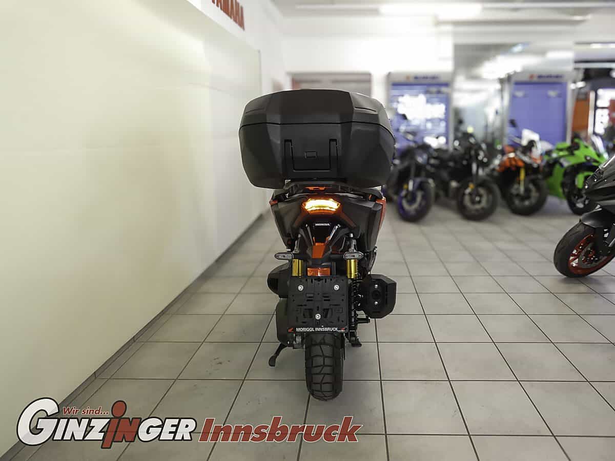 g-000353-g_W3538016_8-honda-adv350-639145878762388840