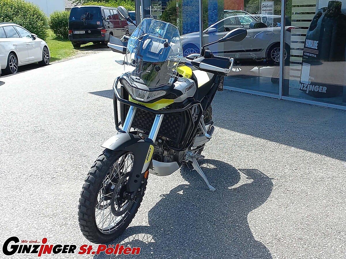 g-000354-g_W3540369_5-aprilia-tuareg-639151922833362480