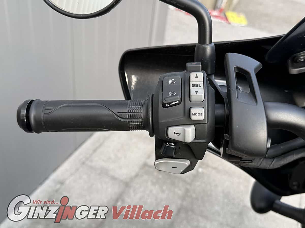 g-000354-g_W3544934_13-honda-cmx-1100-rebel-dct-639156153315010910