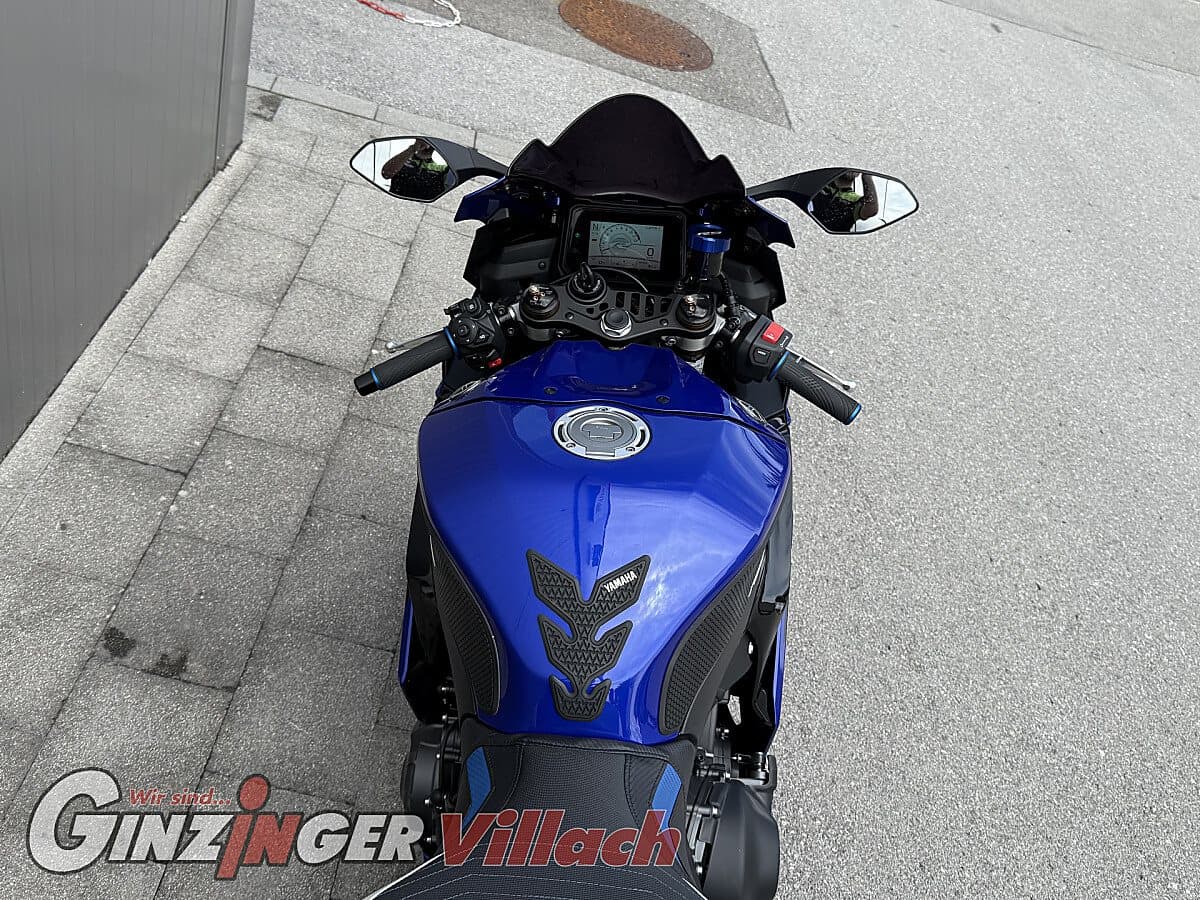 g-000355-g_W3553392_13-yamaha-yzf-r9-639168285282154850
