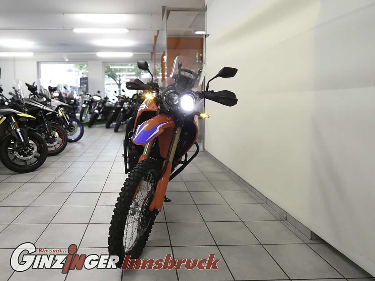 g-000355-g_W3553683_8-honda-crf-300-rally-639168663226798270