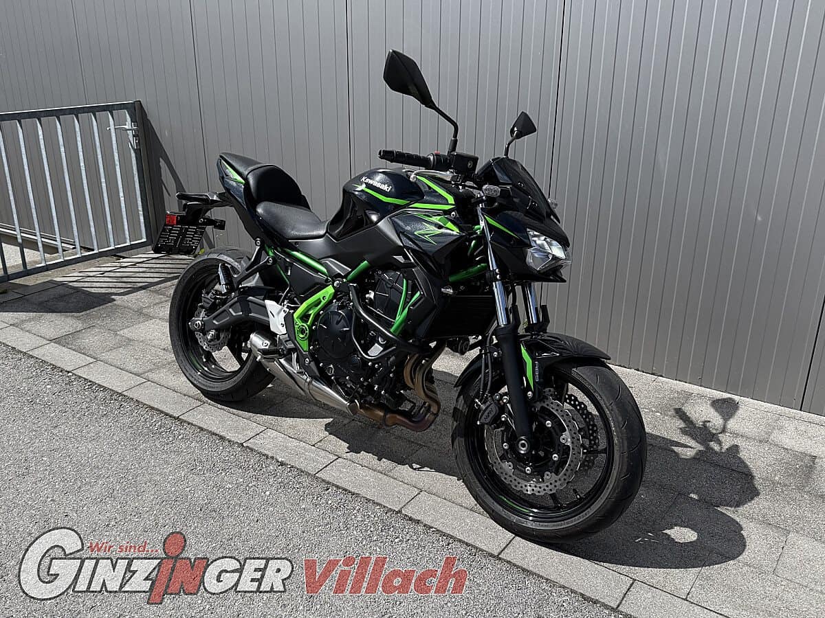 Kawasaki-Z650-