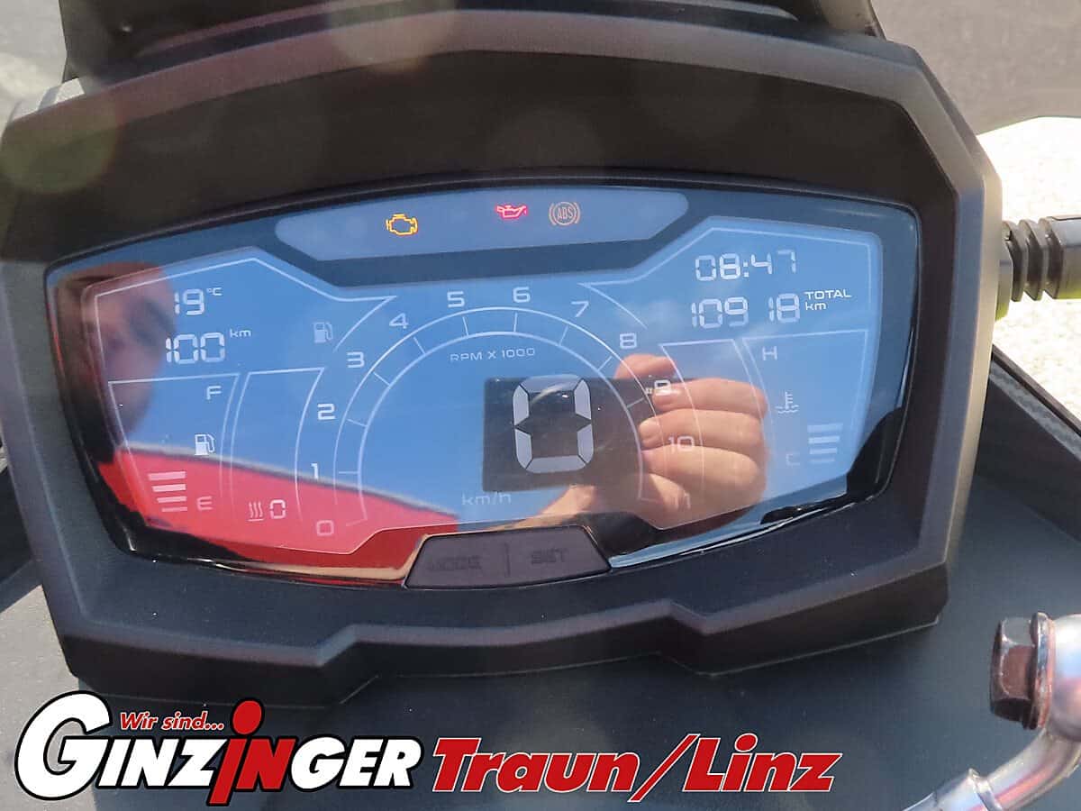 g-000355-g_W3556796_5-aprilia-sr-gt-200-sport-639172982034221180