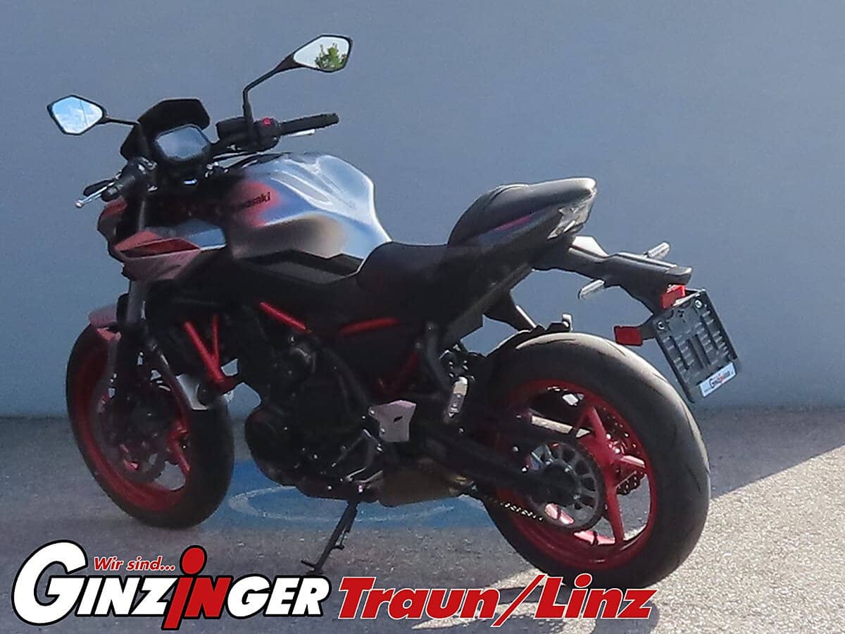 g-000355-g_W3556798_3-kawasaki-z-650-639172982053131200