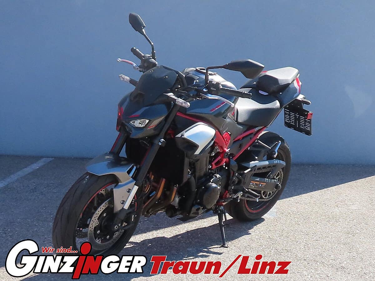 g-000356-g_W3560534_2-kawasaki-z-900-639178650588440170